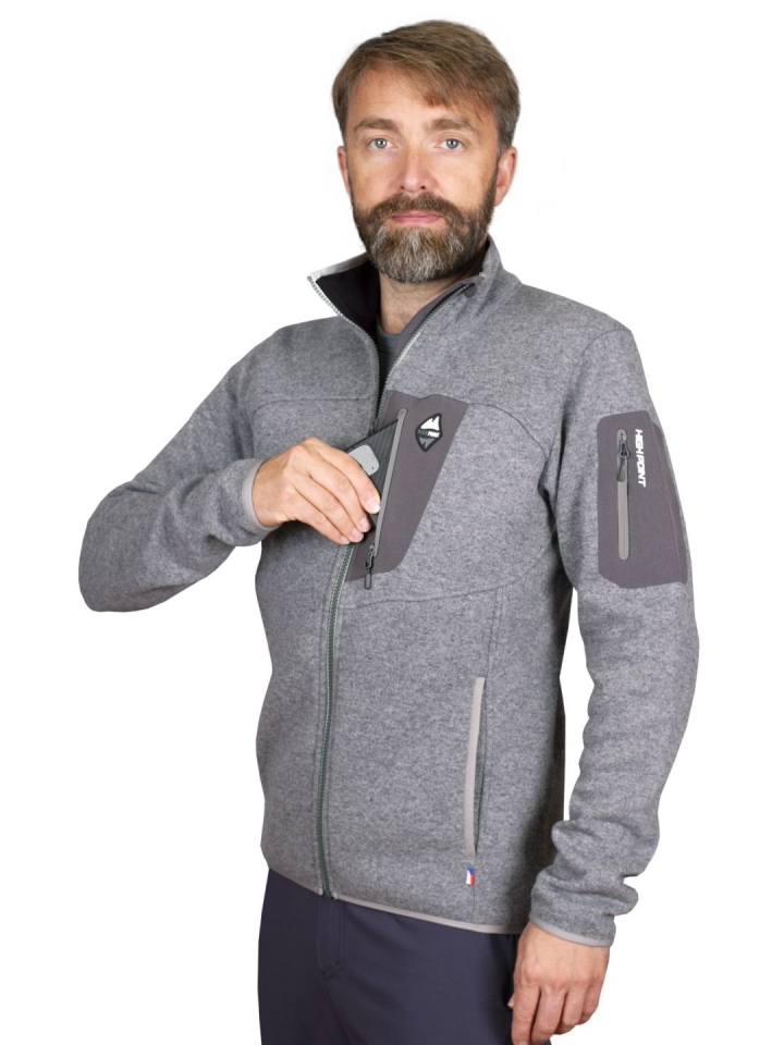 Skywool 5.0 sweater grey - detail hrudní kapsa