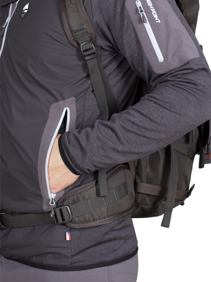 Merino Alpha Hoody Jacket black/antarcit - kapsa přístupná i s bederákem
