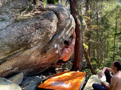 Bouldering