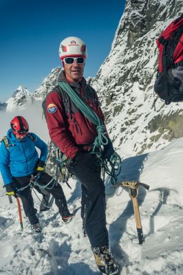 Atom Hoody Jacket - Mountainia