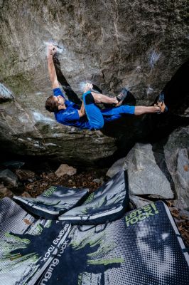 Bouldering