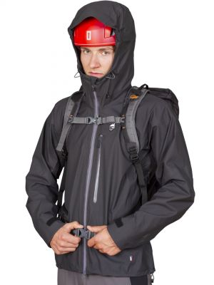 Cliff Jacket black - postava s batohem