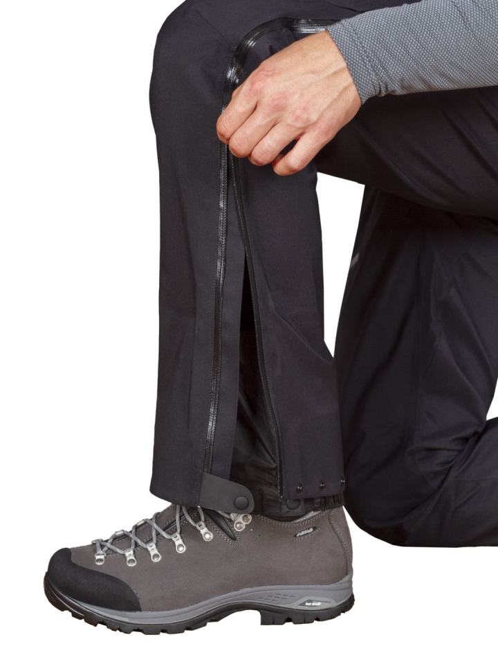 Protector 6.0 Pants Black - detail rozepnutí + nohavička