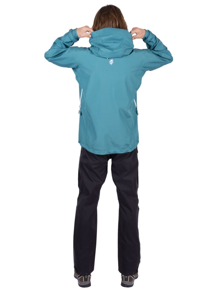 Protector-6.0-Jacket-everglade_postava_zadní_pohled
