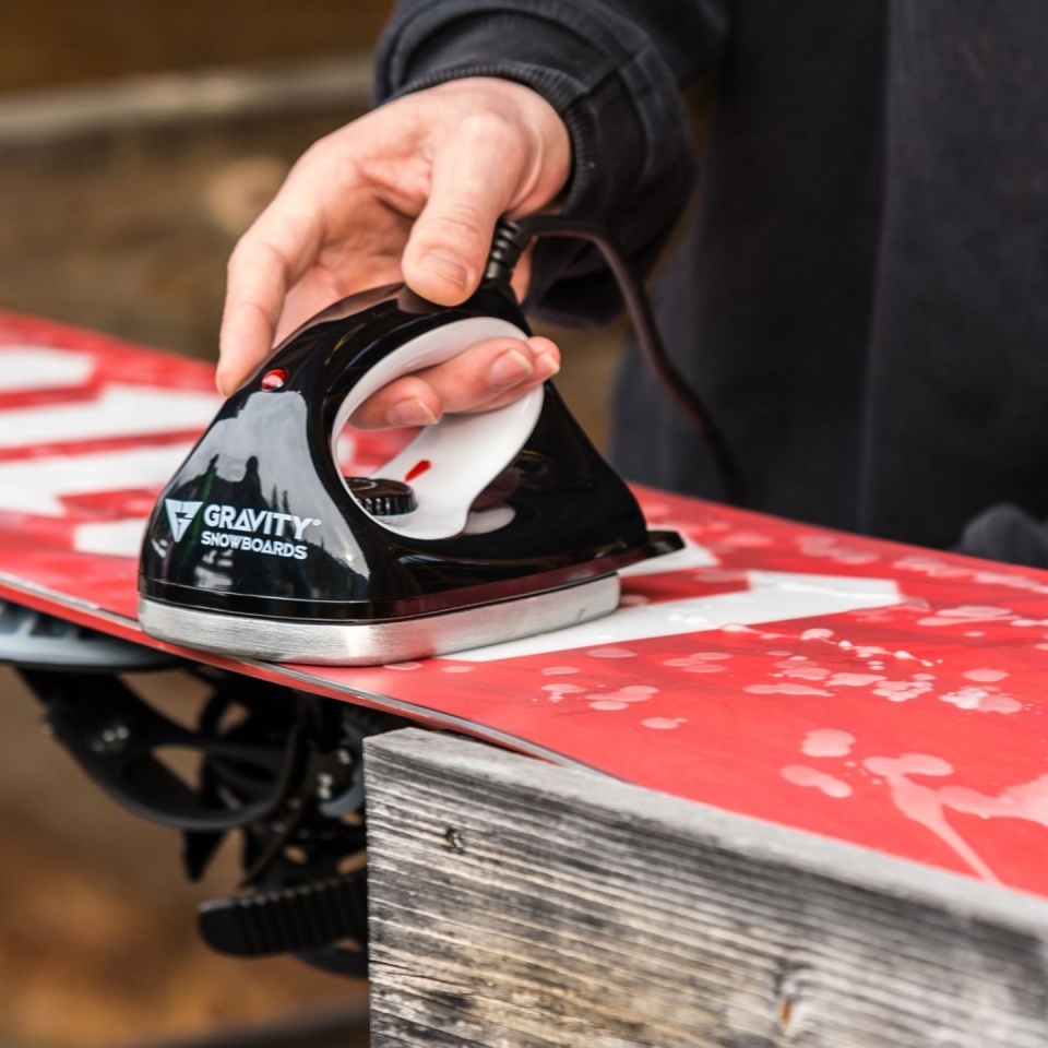   GRAVITY SNOWBOARDS ŽEHLIČKA