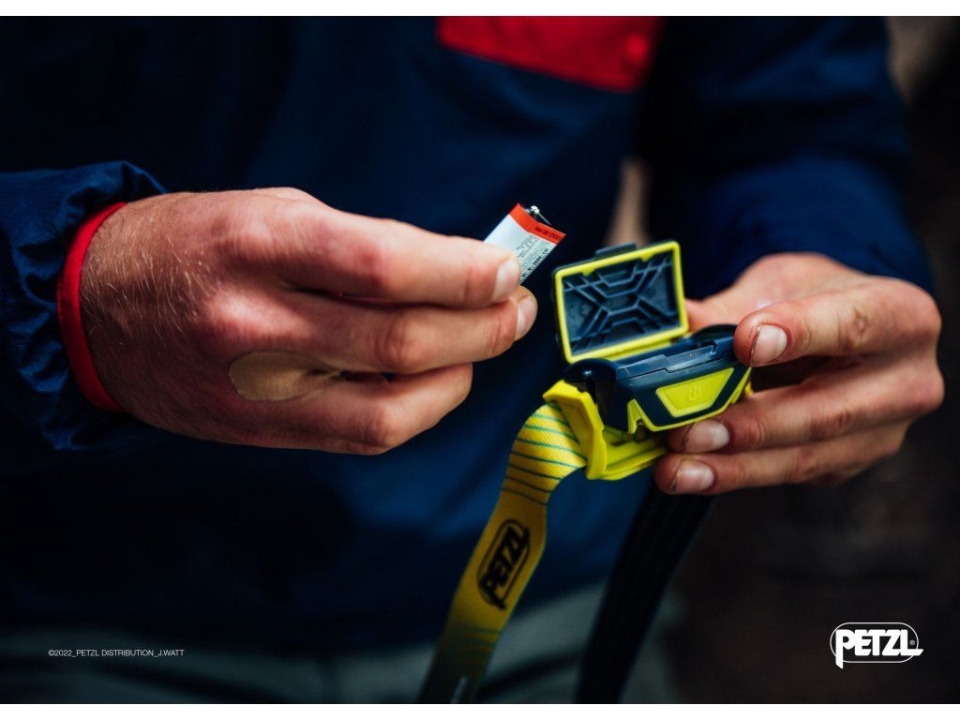  Petzl Tikka Core 2022