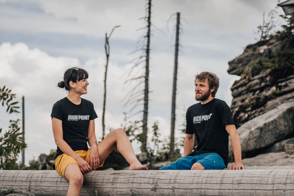 High Point T-shirt  + Rum Shorts