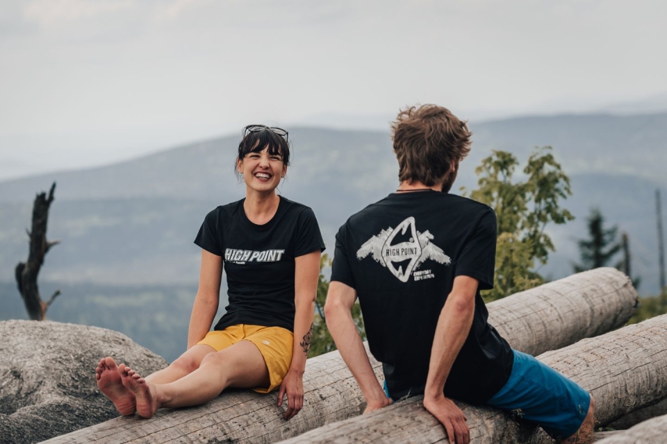High Point T-shirt  + Rum Shorts