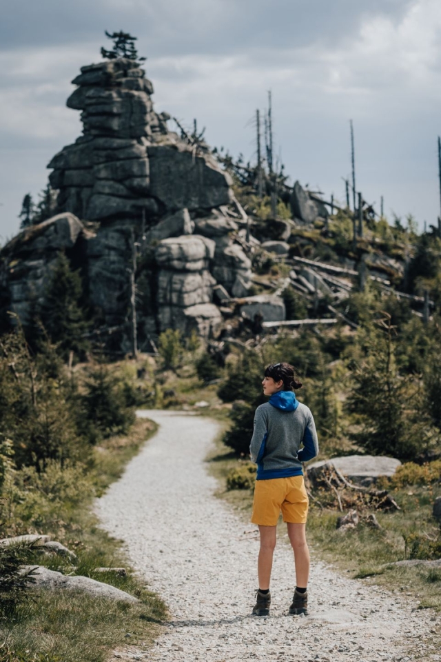 woolcan 4.0 lady hoody + rum 3.0 lady shorts (2).jpg